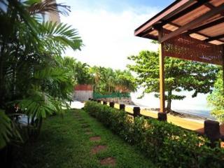Chalong Front Apartamento *