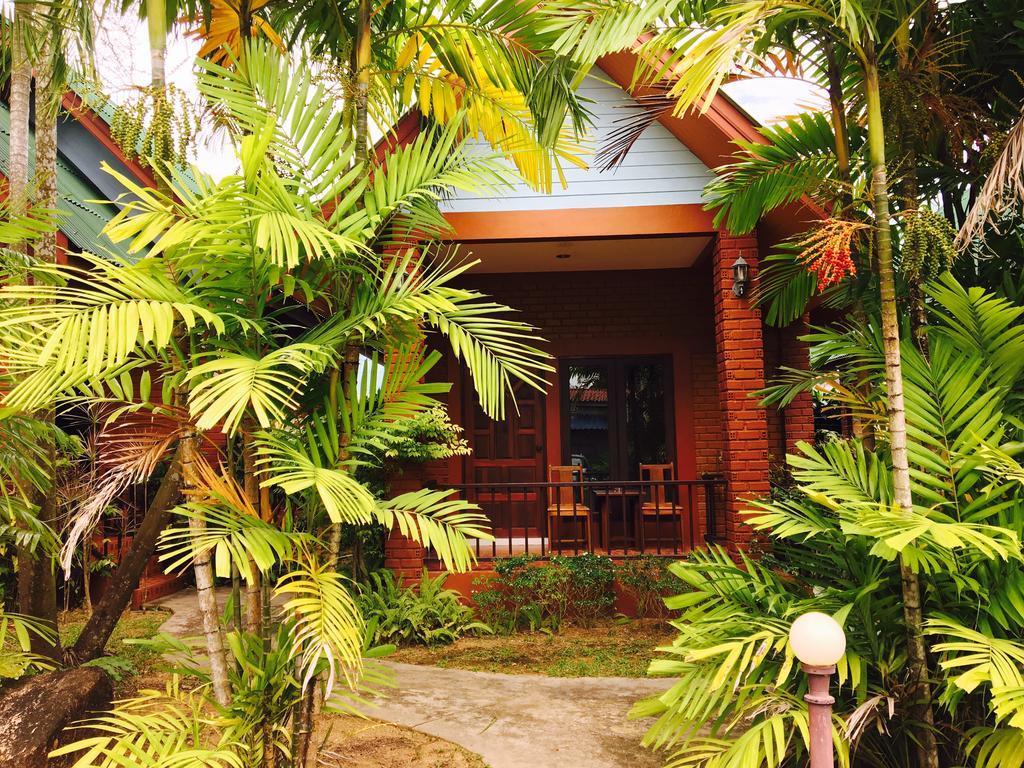 Tanamas House