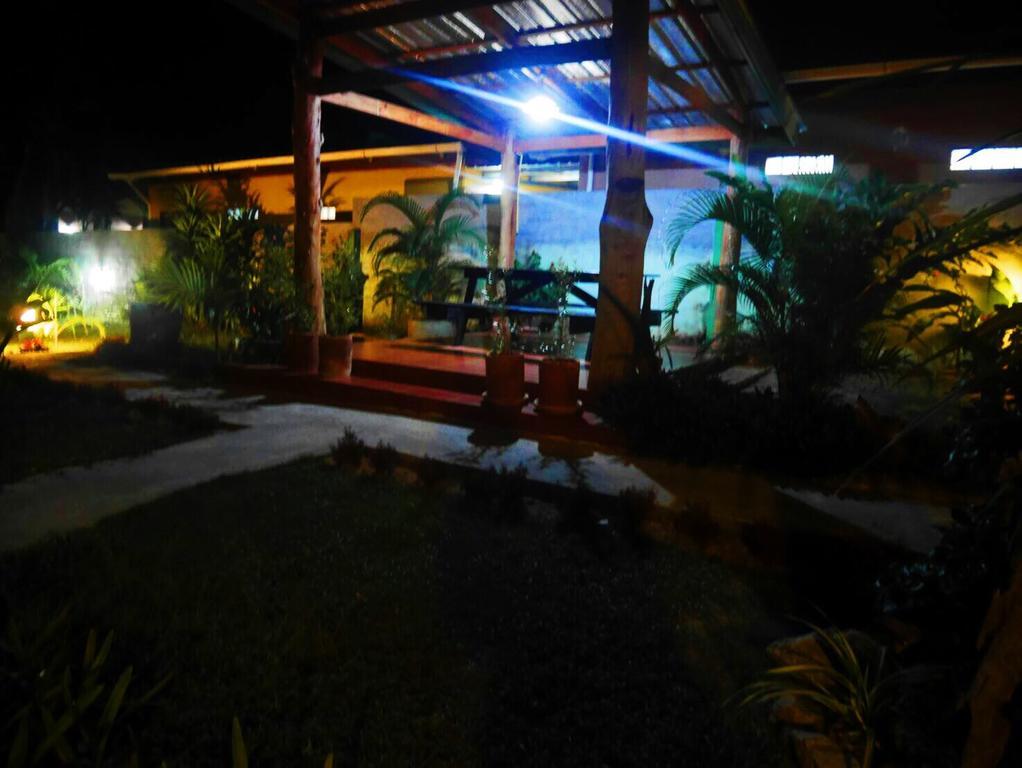 Casa de hóspedes Suntalee House Nai Yang