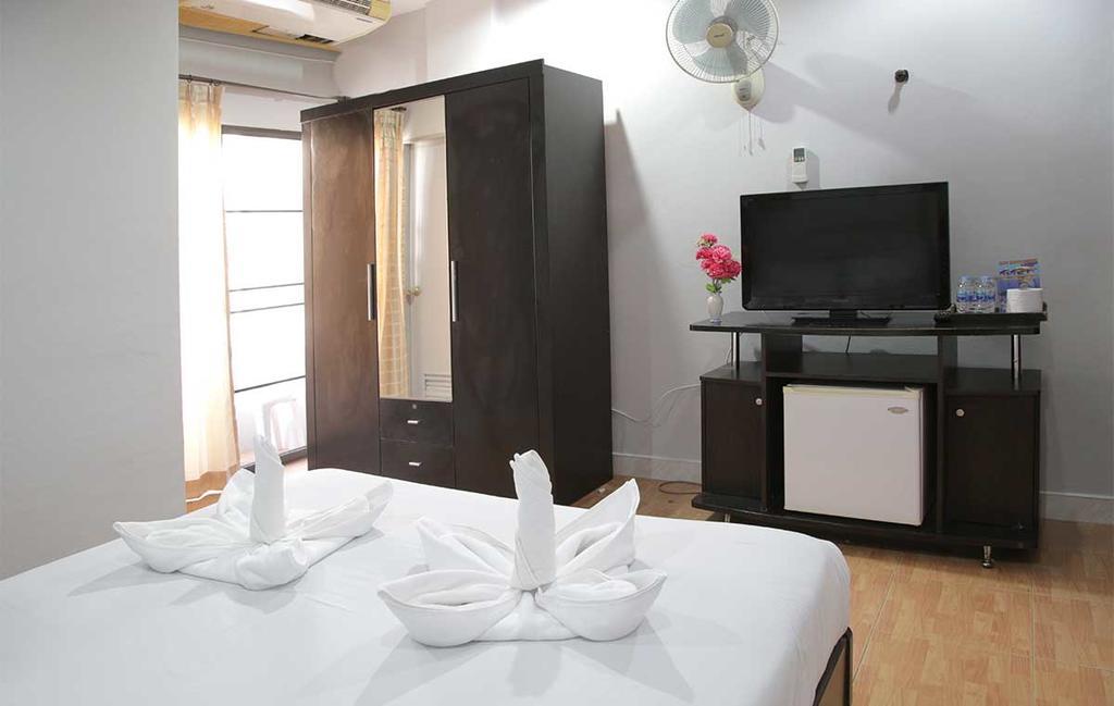 Mango Hotel 2*