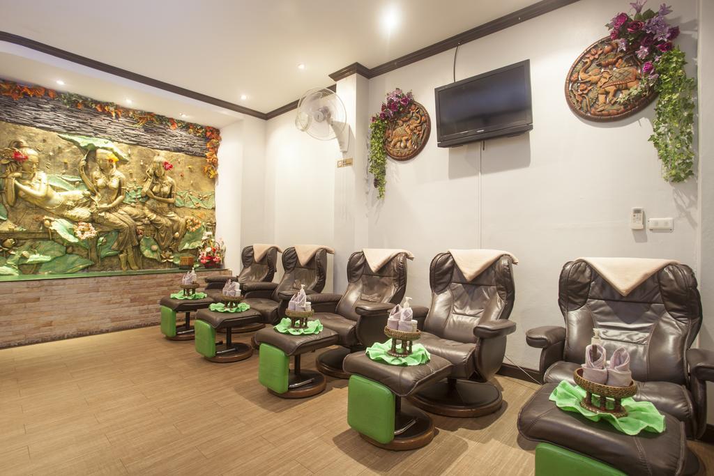 Hip Yaya Residences 2*