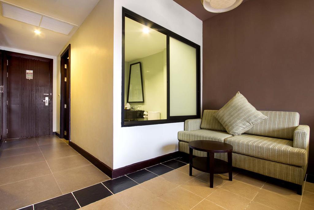 D Varee Resort