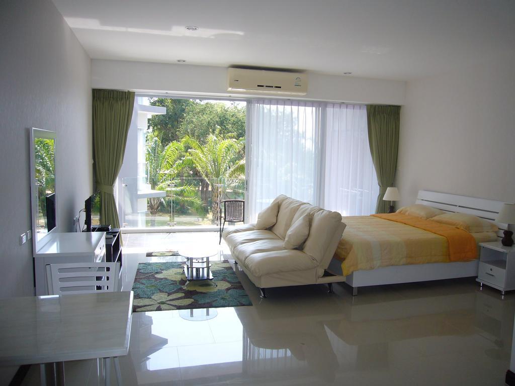 Chic Unit A303, A306, A307, A308, A406 Karon