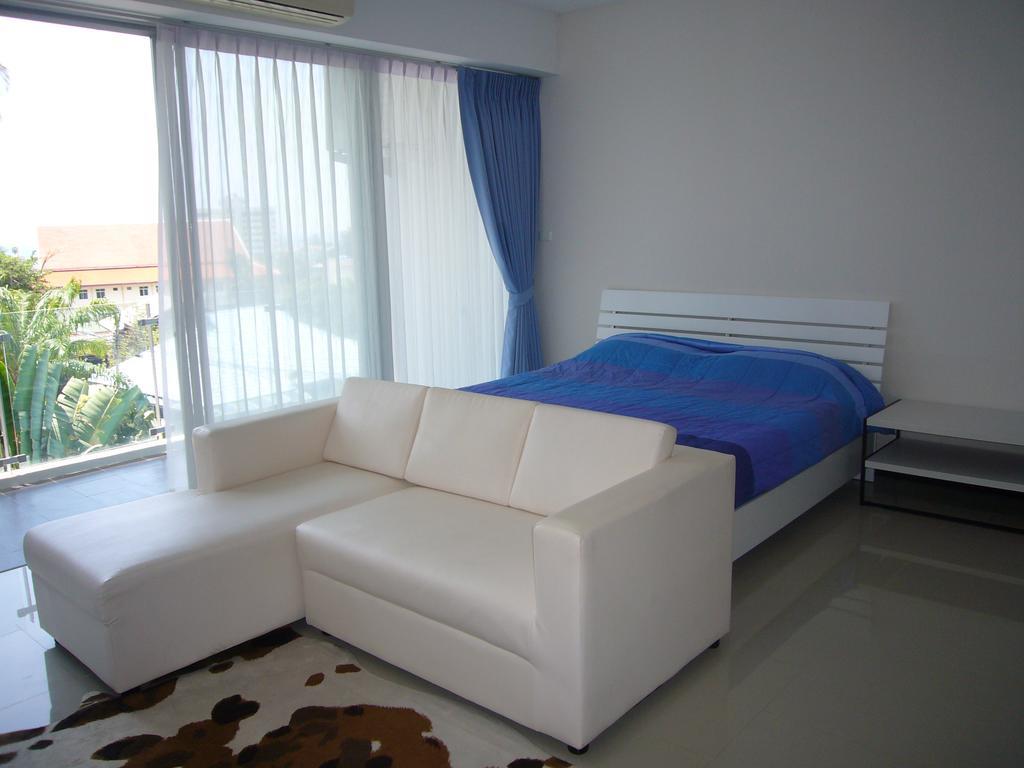 Chic Unit A303, A306, A307, A308, A406 * Karon