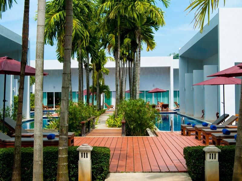 Blu Pine & Pool Access - Sha Resort