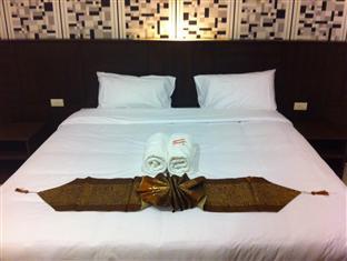 Phuthara Mansion Apartment *