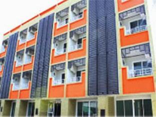 Raya Place Apartment *