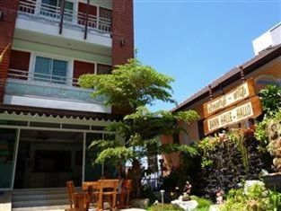 Baan Halle Hallo Apartment