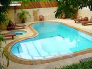 Bella Hotel 3*