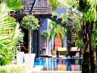 Nicky's Handlebar Hotel Patong