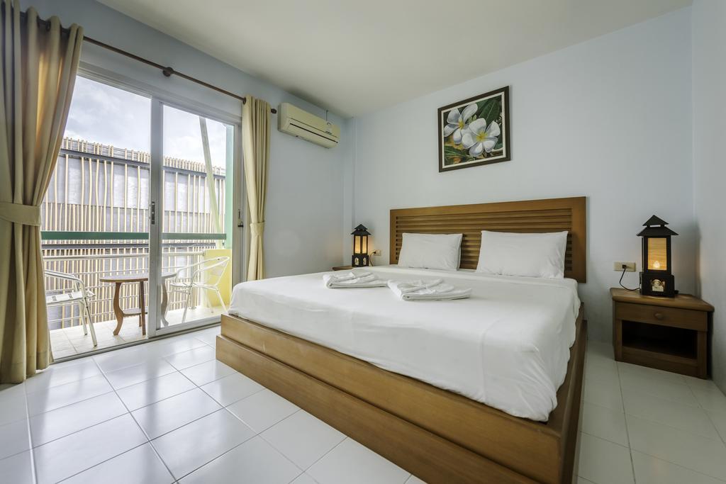 Simply 2* Kata Beach (Phuket)