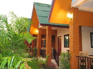 Tanamas House