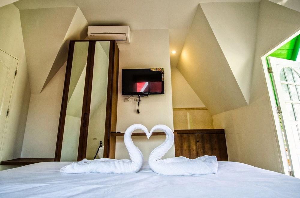 Phupha Srirung Hotel Thalang