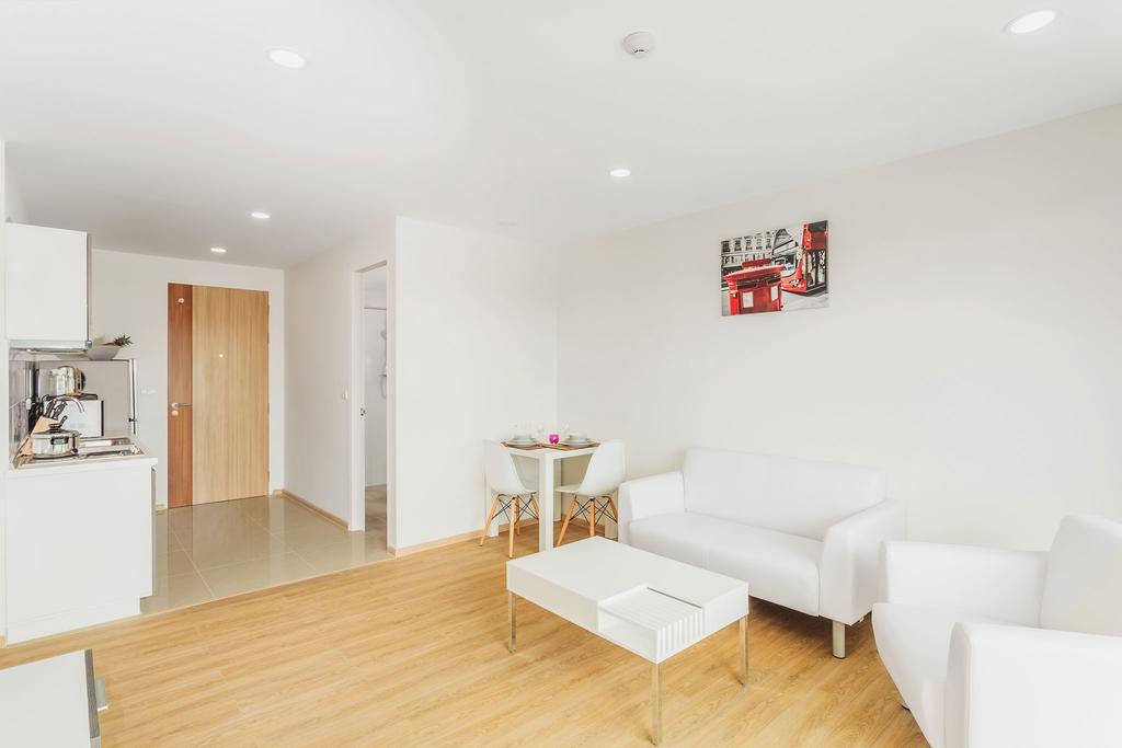 In In Ozone D618 Apartment *