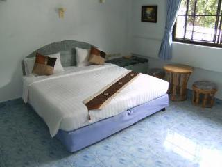 Seabreeze Guest house 2*