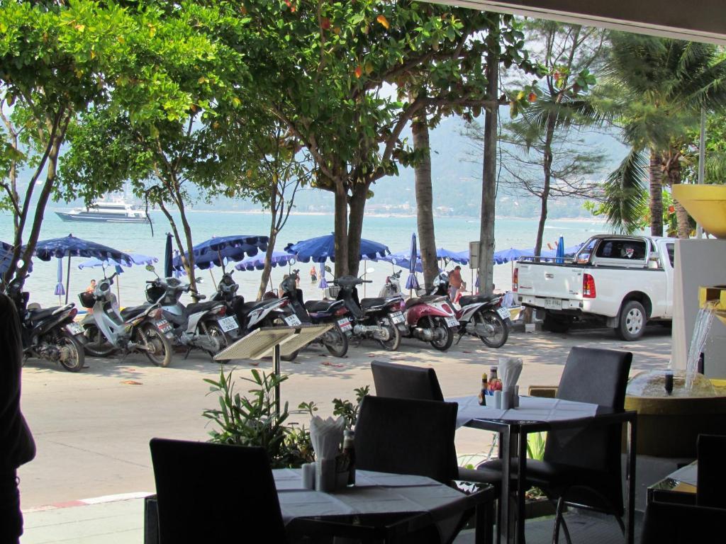 The Front And 3* Patong