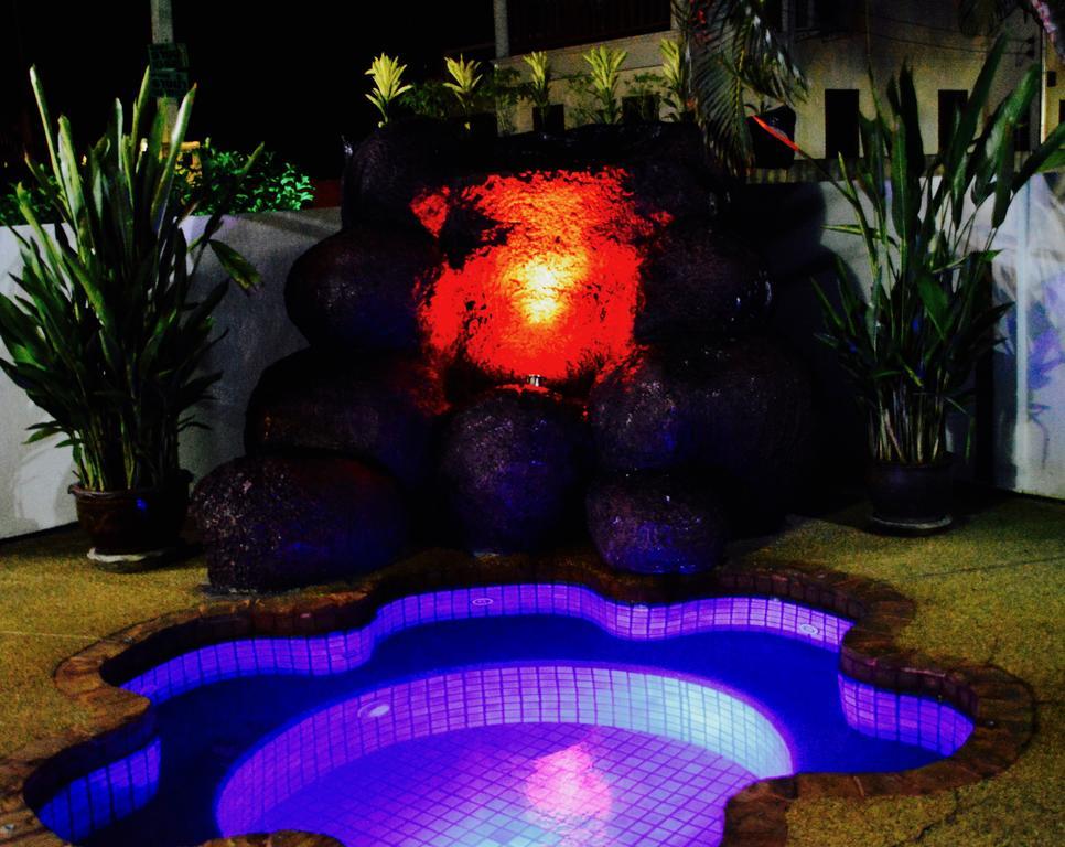 Fantasy * Kamala Beach