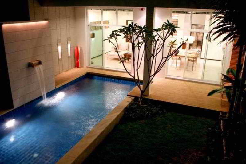 Two Phuket - Oxygen Nai Harn Apartment