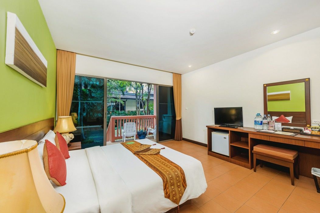 Sea Breeze - Sha Resort