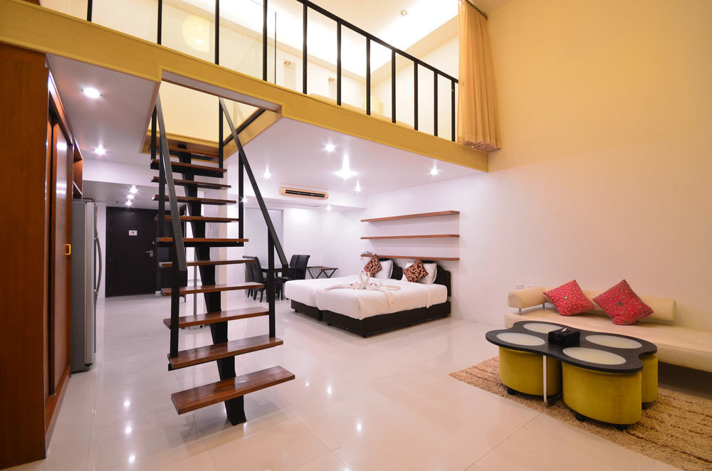 Hotel Hilltop Hotel Ratsada
