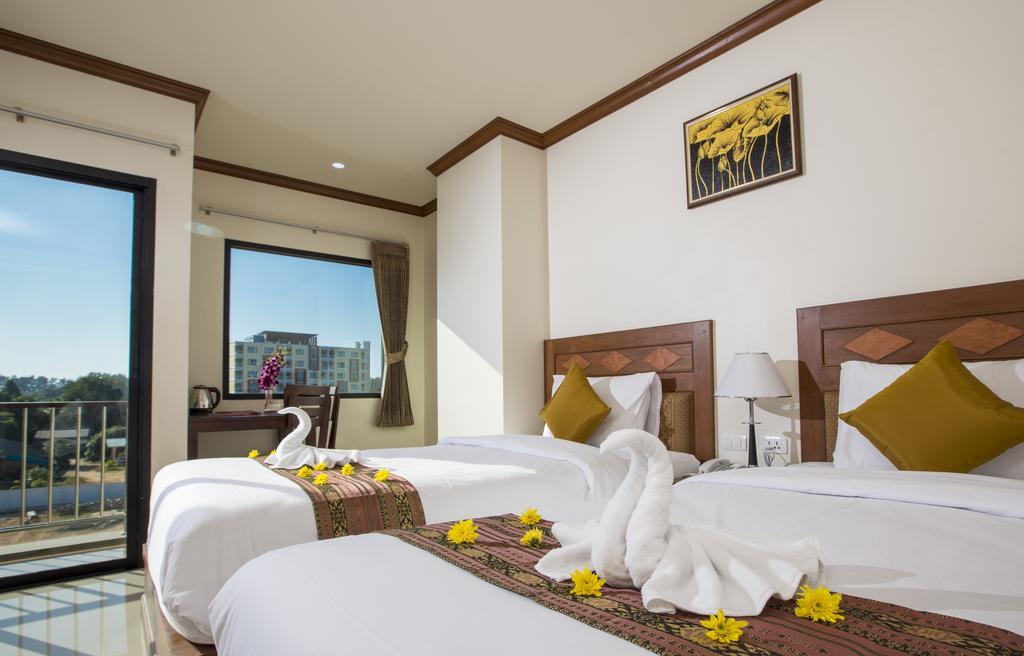 Airport Resort&spa - Sha Extra Nai Yang Beach