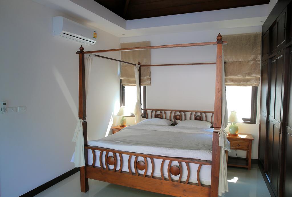 Naiharn Villa *