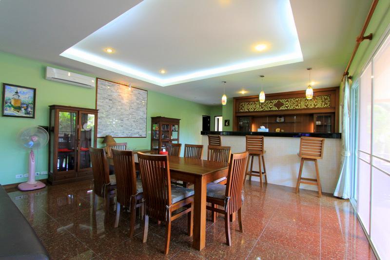 Mukdara Villa Rawai