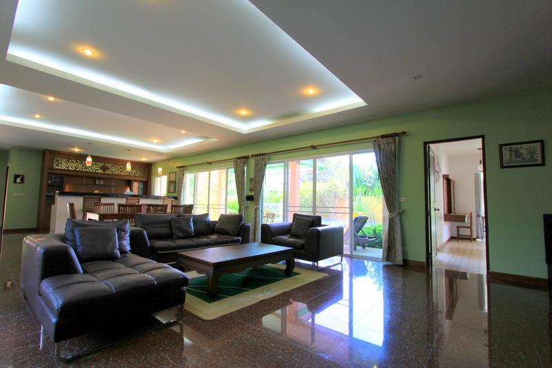 Villa Mukdara Rawai