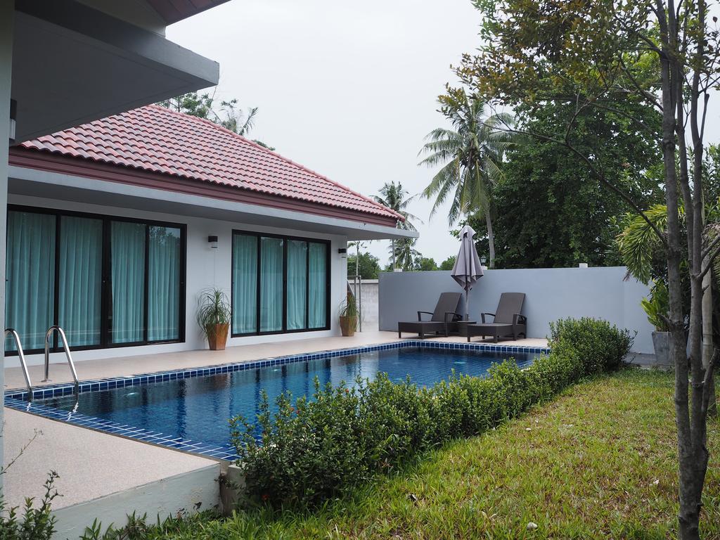 Triple Three Maikhao Villa
