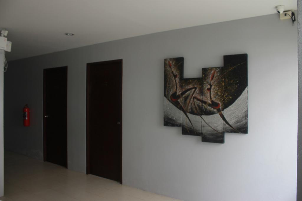Holiday Home Patong Hotel 3*