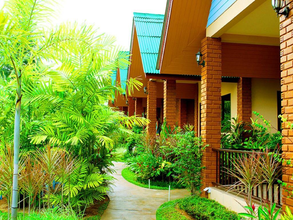 Tanamas House Inn 2*