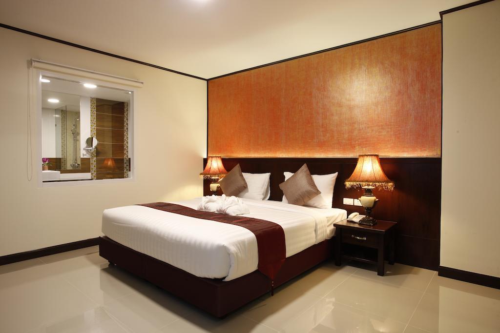 Orchid Resortel Hotel 3*