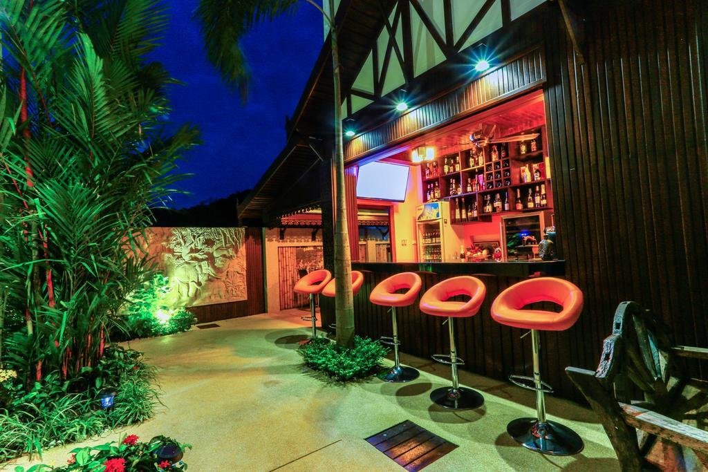 Palm Oasis Apartment Nai Harn
