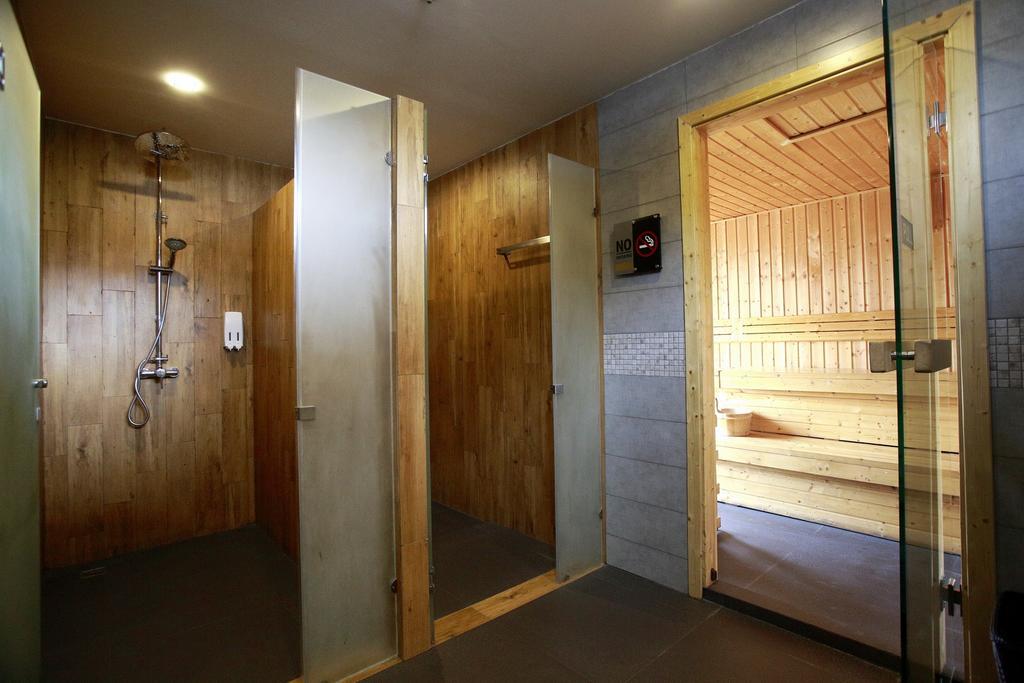 G Penthouse Villa *