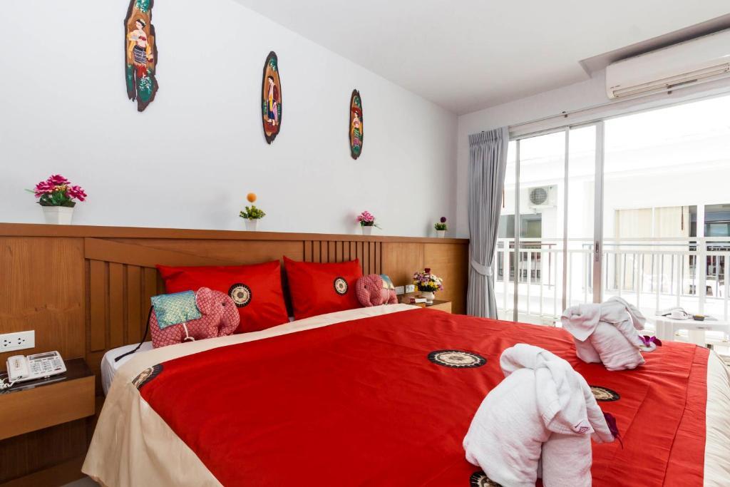 Larn Park Resortel Hotel