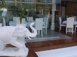 Santi White 3* Phuket