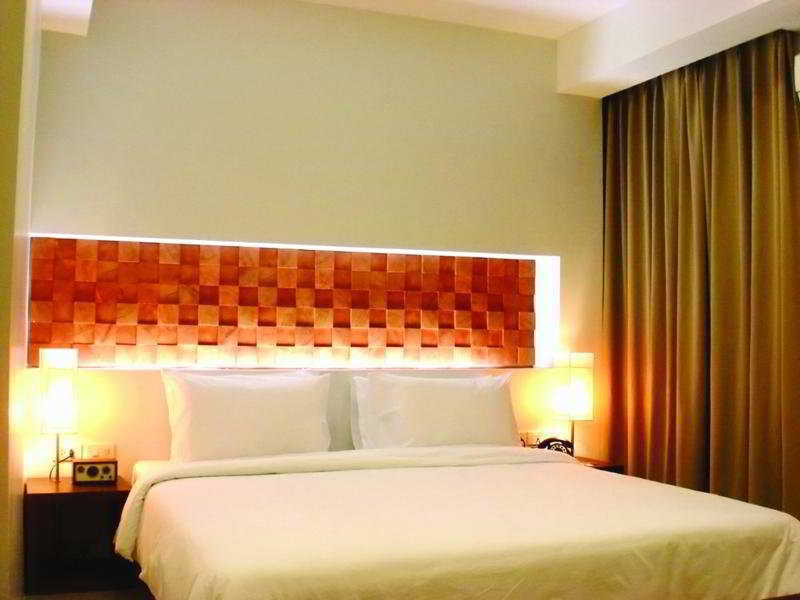 The Album Hotel 3*