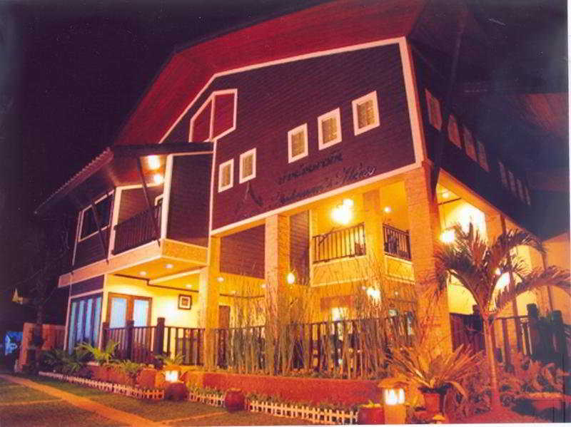Andaman House Sha Hotel