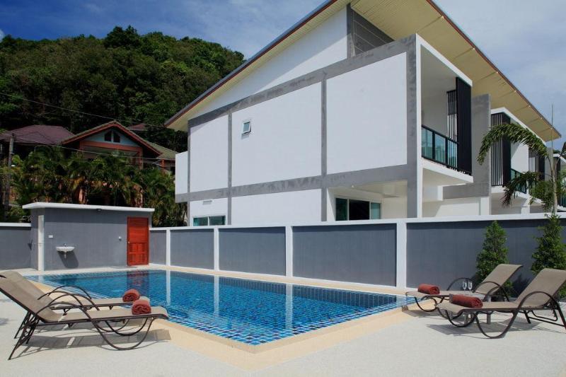 Sea View Resort Kata Beach (Phuket)