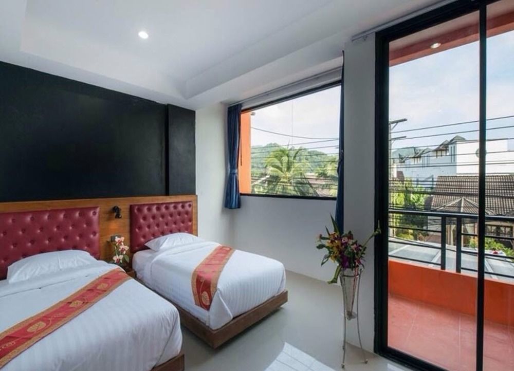High So Low Cost Aparthotel