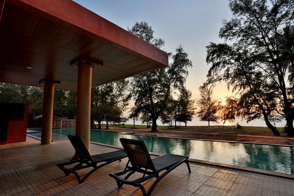 Coriacea Beachfront Boutique Phuket - Sha Hotel