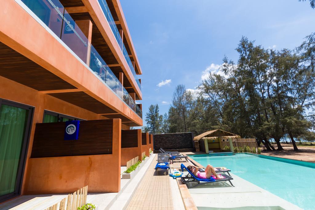 Coriacea Beachfront Boutique Phuket - Sha Hotel 4*