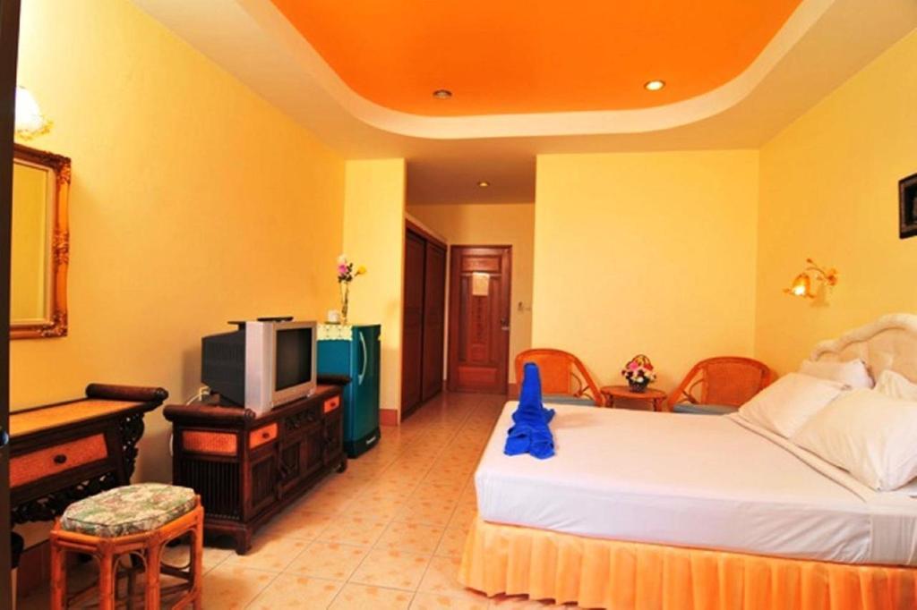Resort Baan Hill Phuket 3*