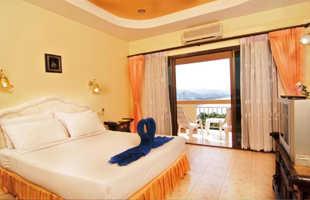 Baan Hill Phuket 3* Karon