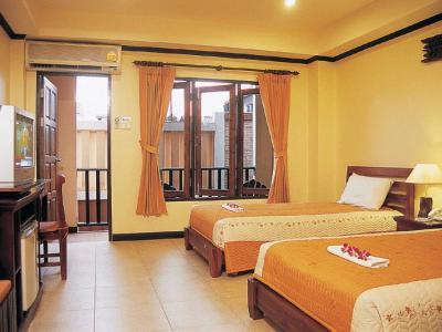 Andaman House Sha Hotel