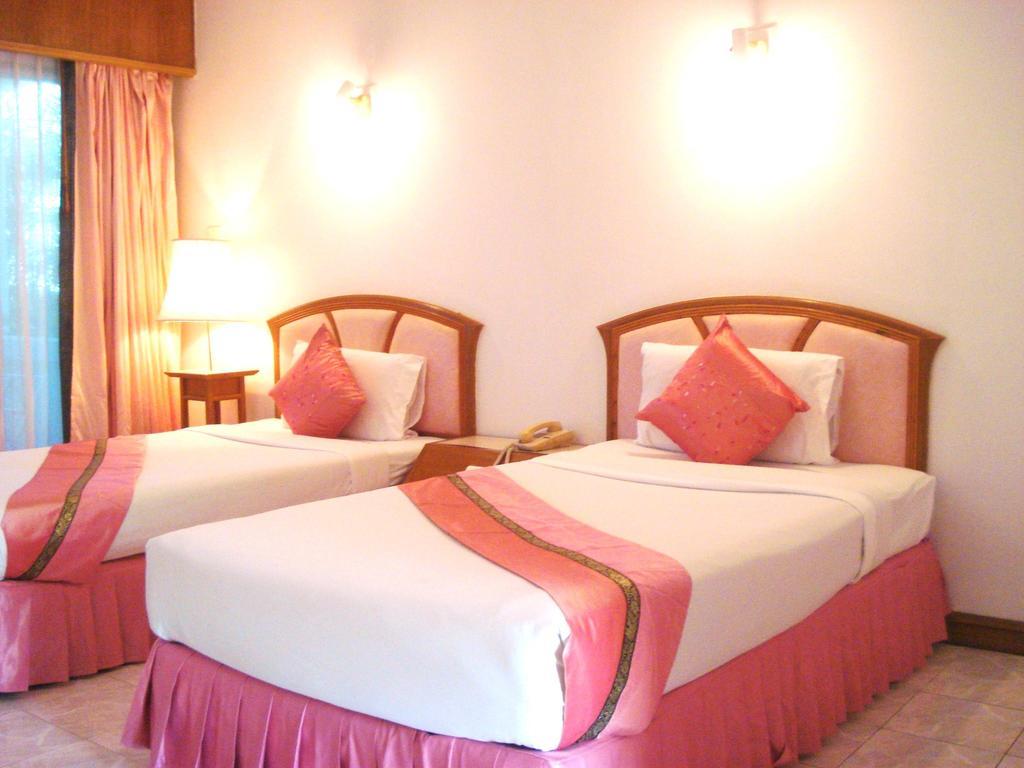 Phuket Golden - Sha Extra Locanda