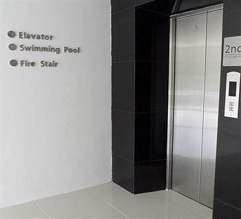 Hotel Baan Lukkan Patong