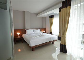 Baan Lukkan Patong 3*