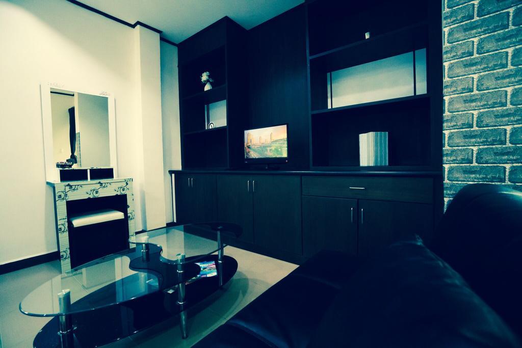 Apartment Baan Mon *