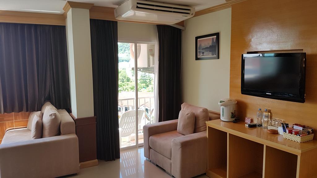 Hotel Eyes Patong